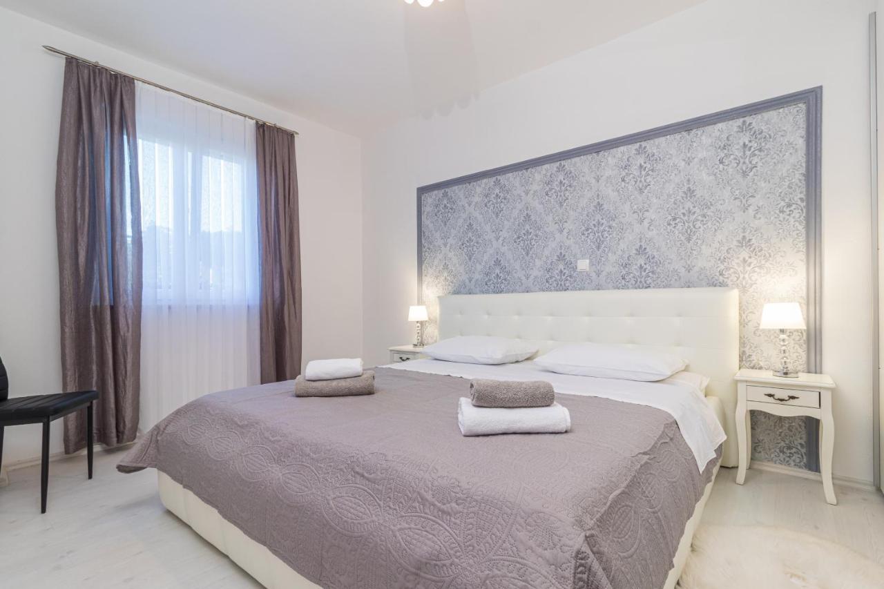 Three Waves Apartment New Pula Dış mekan fotoğraf